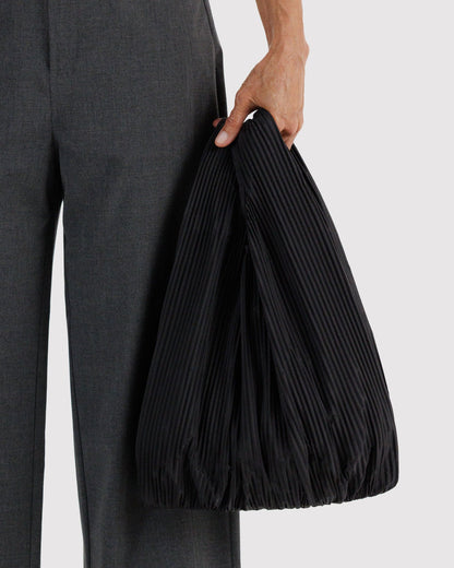 PLEATED BAGGU - US 2233